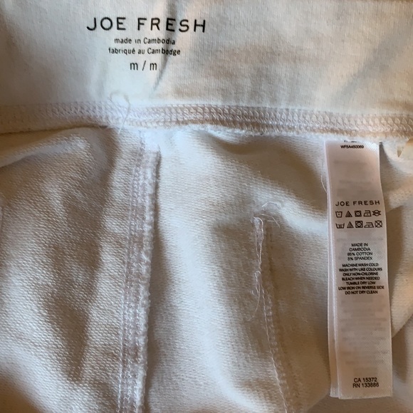 M white cotton shorts *new condition - Picture 4 of 4